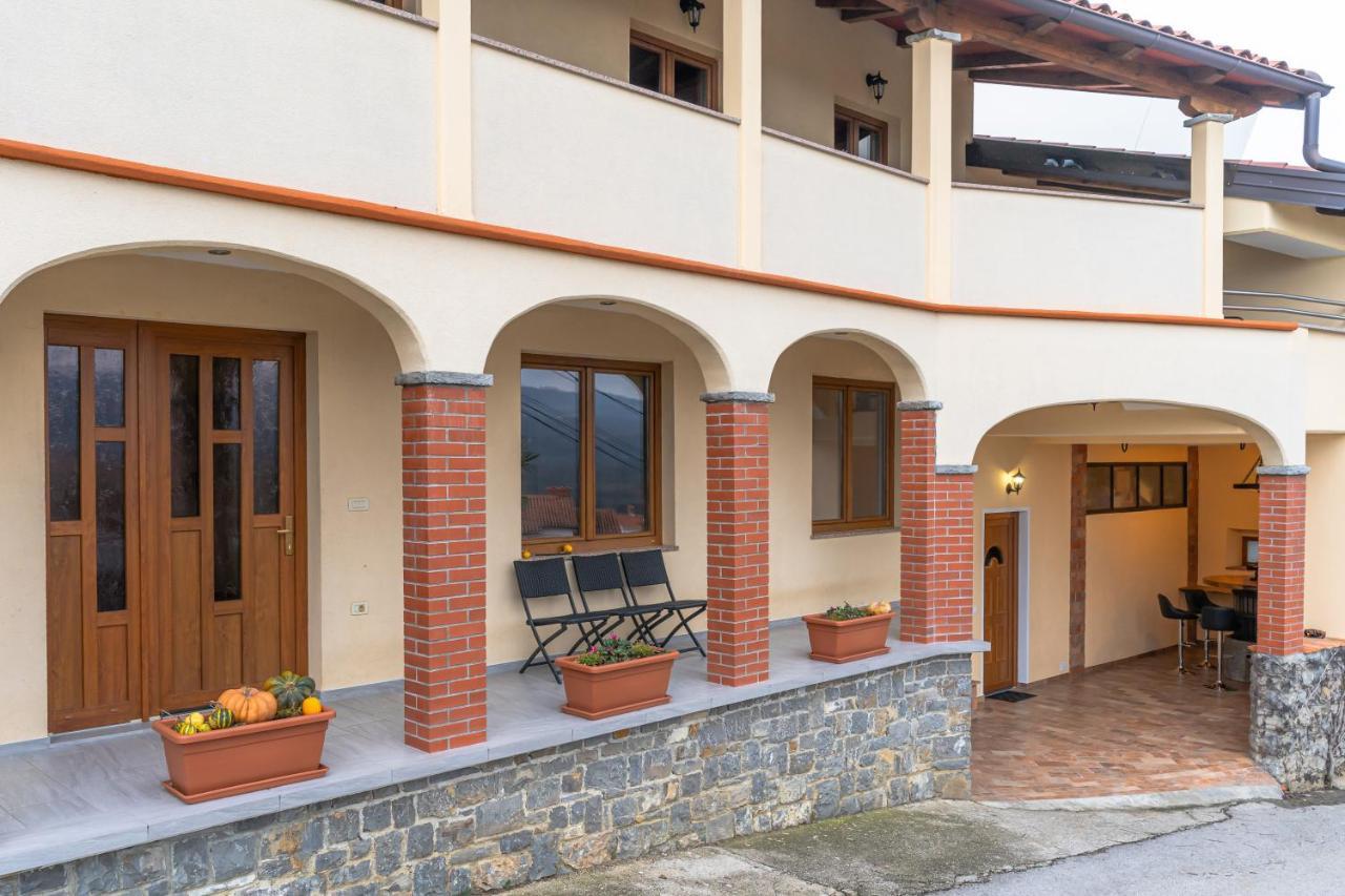 Apartma Valic Ajdovščina Bagian luar foto